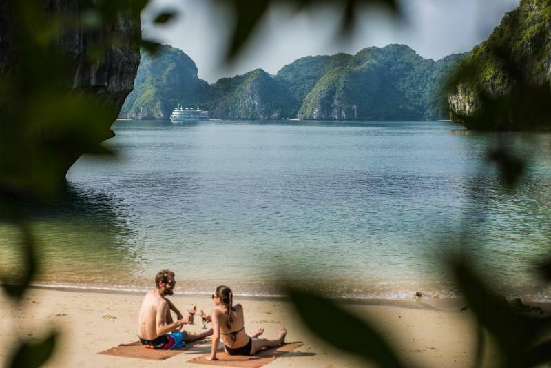 Bhaya Classic Cruises Ha Long Buitenkant foto